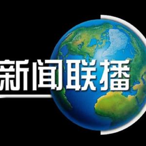 老妇擦她的老荫户
